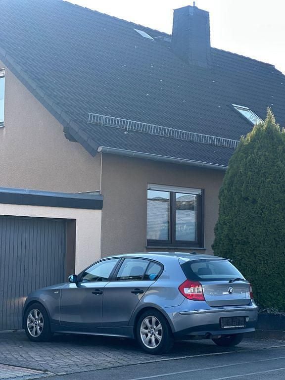 Gebraucht BMW 118 129 PS (94 kW) 2006 Grau Kleinwagen