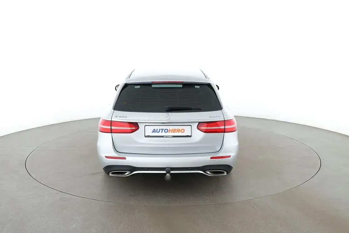 Gebraucht Mercedes E450 AMG line 367 PS (269 kW) 2019 Grau Kombi