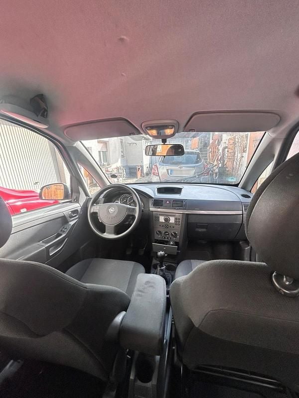 Gebraucht Opel Meriva 105 PS (77 kW) 2010 Grau Van / Kleinbus