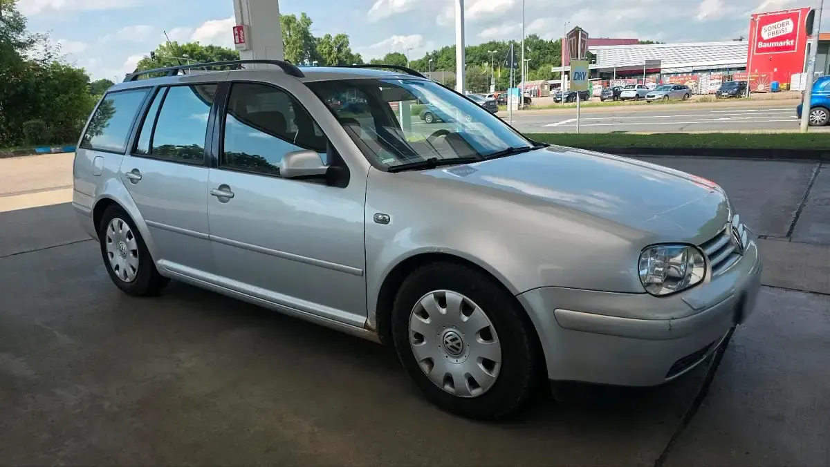 Gebraucht VW Golf IV 105 PS (77 kW) 2004 Silber Kombi