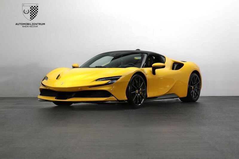 Gelb Neu 2024 Ferrari SF90 | 479.900 € - Bild 1/4