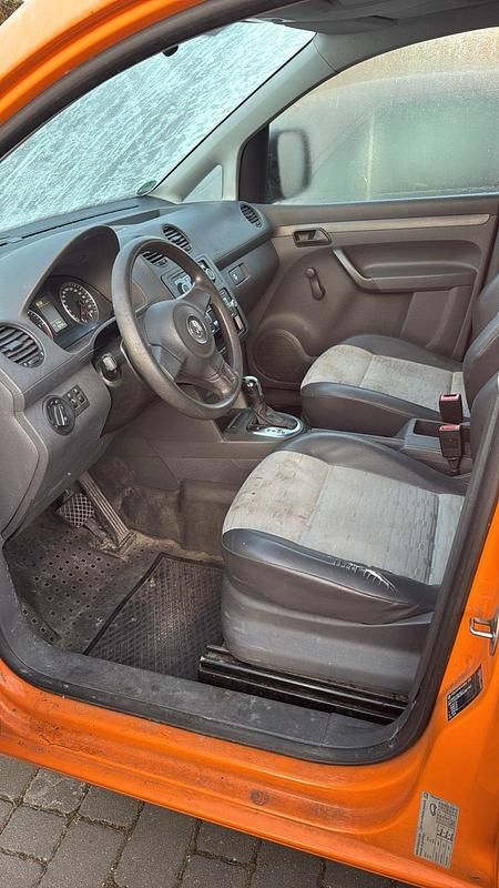 Gebraucht VW Caddy 102 PS (75 kW) 2011 Van / Kleinbus