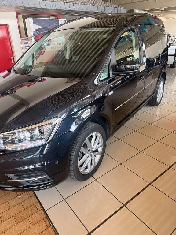 Gebraucht VW Caddy Highline 131 PS (96 kW) 2020 Schwarz Van / Kleinbus