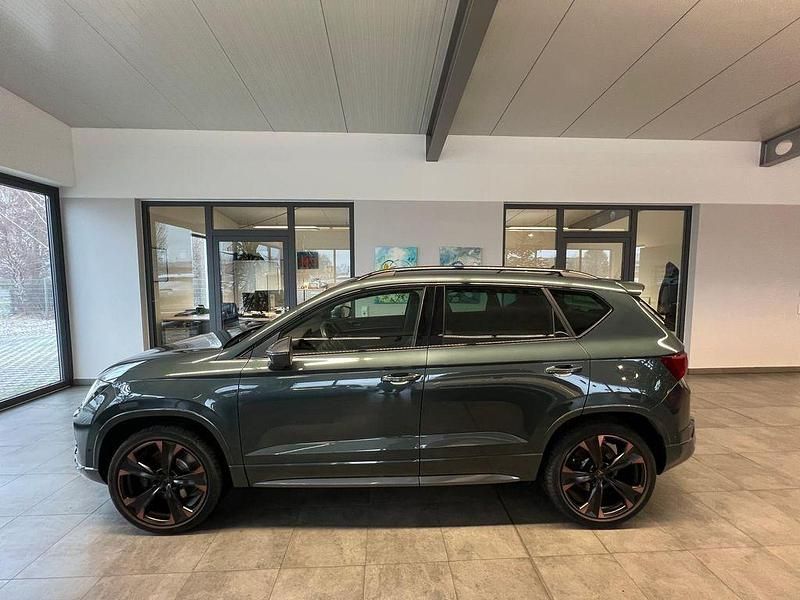 Gebraucht Cupra Ateca VZ 300 PS (220 kW) 2023 "camouflage" gr]n SUV
