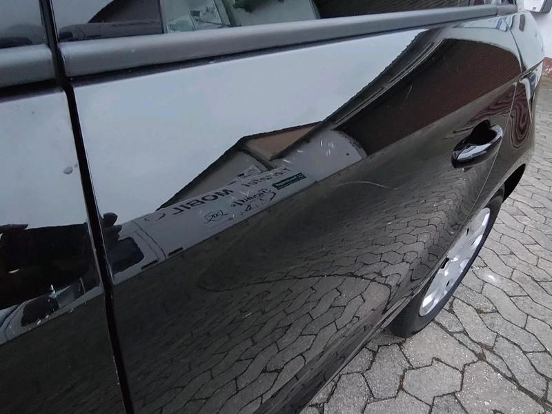 Gebraucht Audi A1 Attraction 85 PS (62 kW) 2014 Schwarz Kleinwagen