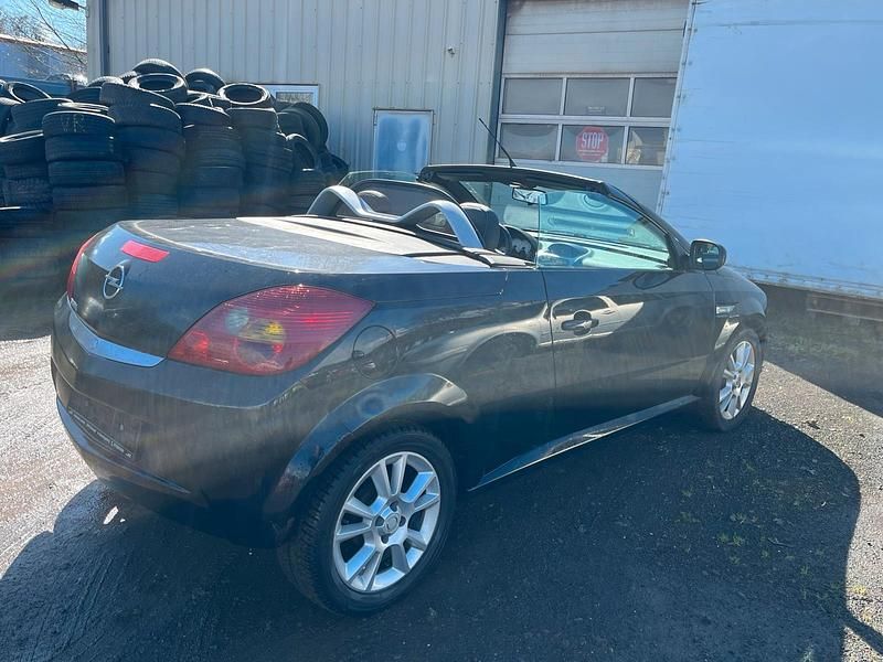 Gebraucht Opel Tigra 90 PS (66 kW) 2007 Schwarz Cabrio