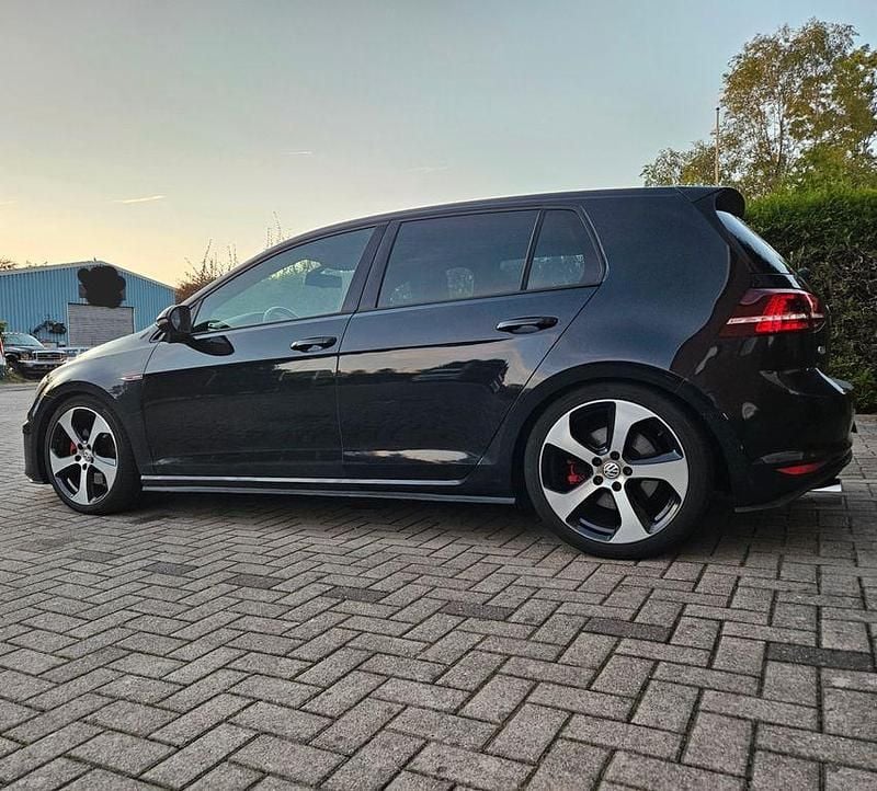 Schwarz Gebraucht 2013 VW Golf VII GTI Limousine | 10.500 € (Guter Preis) - Bild 1/4