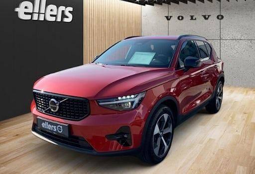 Gebraucht Volvo XC40 Plus 163 PS (119 kW) 2025 Rot SUV