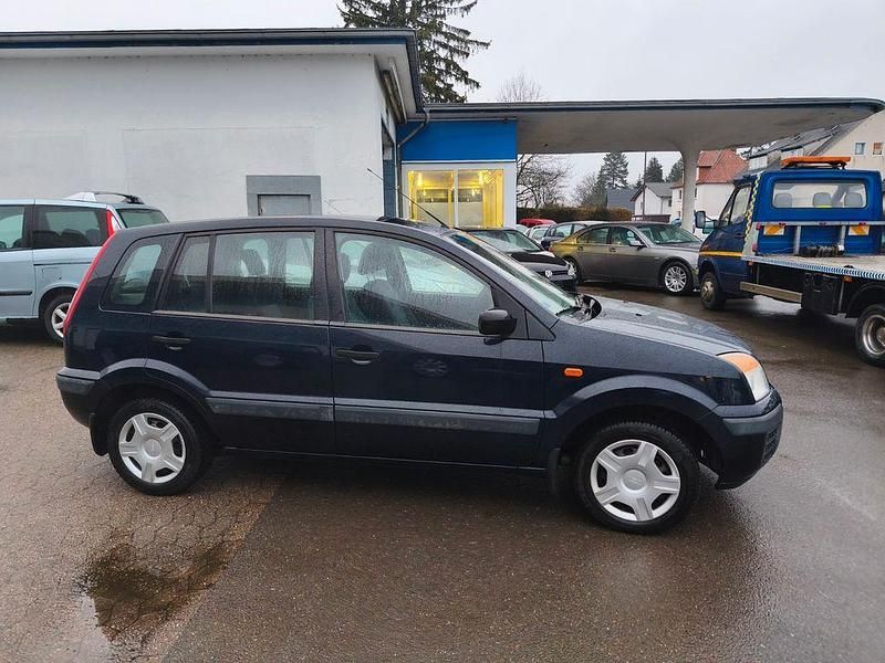 Gebraucht Ford Fusion 75 PS (55 kW) 2005 Blau Kleinwagen