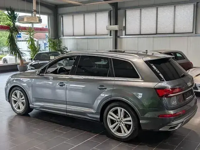 Gebraucht Audi Q7 S-Line 286 PS (210 kW) 2022 Grau SUV