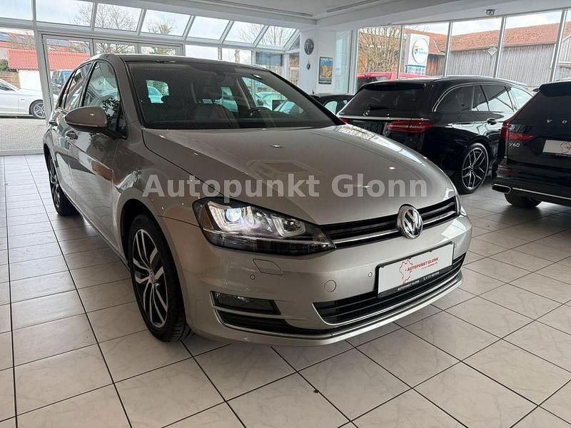 Gebraucht VW Golf VII Highline 150 PS (110 kW) 2014 Silber Limousine