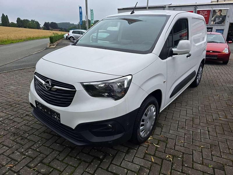 Gebraucht Opel Combo Edition 110 PS (80 kW) 2021 Weiß Van / Kleinbus