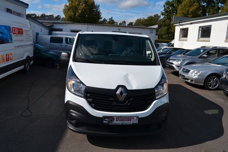 Gebraucht Renault Trafic Komfort 120 PS (88 kW) 2018 Weiß Van / Kleinbus