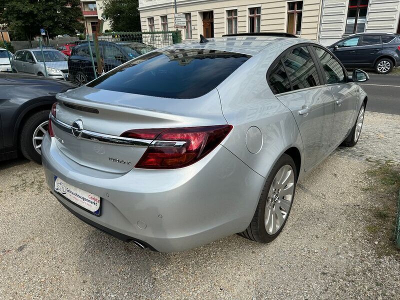 Gebraucht Opel Insignia Innovation 250 PS (183 kW) 2013 Silber Limousine