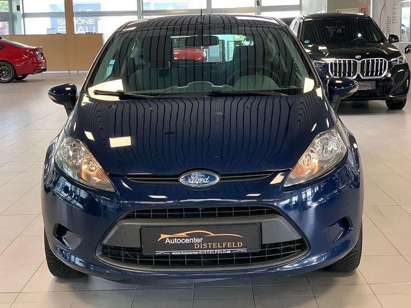 Blazerblau Gebraucht 2010 Ford Fiesta Trend Kleinwagen | 2.190 € (Guter Preis) - Bild 1/4