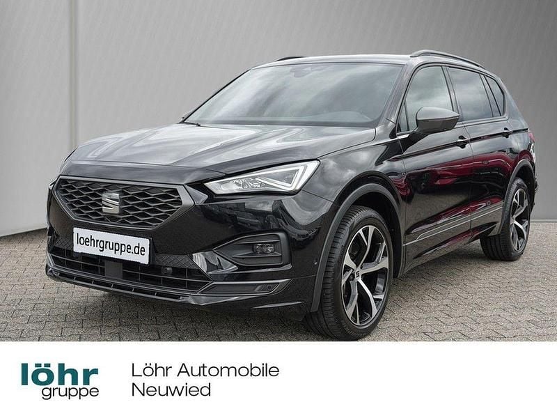 Deep schwarz metallic Gebraucht 2022 Seat Tarraco 4Drive SUV | 33.980 € (Guter Preis) - Bild 1/4