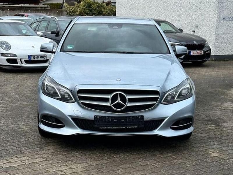 Gebraucht Mercedes E350 Avantgarde 252 PS (185 kW) 2013 Silber Limousine