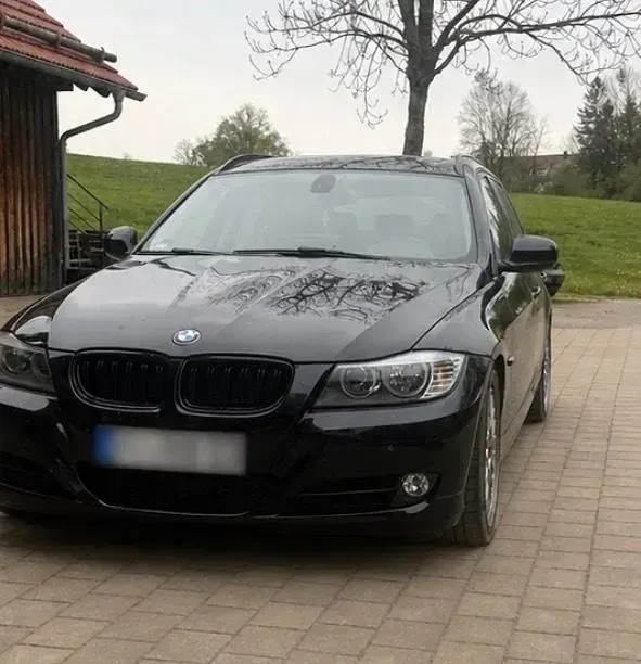 Second-hand BMW 320 M Performance 183 CP (134 kW) 2012 Negru Break