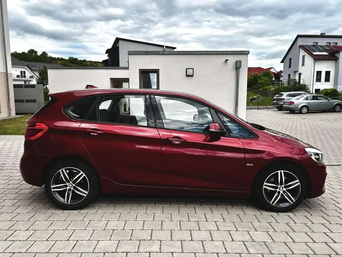 Gebraucht BMW 218 Active Tourer Sport Line 136 PS (100 kW) 2016 Van / Kleinbus