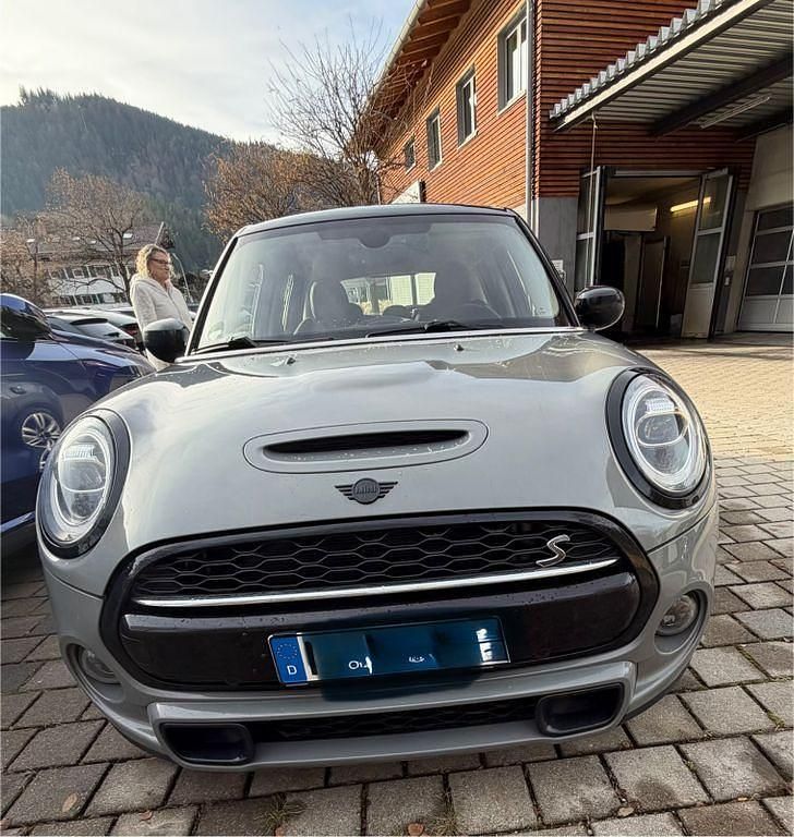 Grau Gebraucht 2019 Mini Cooper S Kleinwagen | 17.700 € (Guter Preis) - Bild 1/4