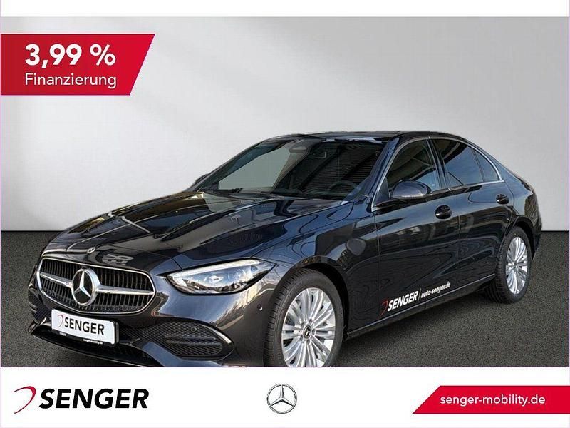 Gebraucht Mercedes C200 Avantgarde 163 PS (119 kW) 2025 Grau Limousine