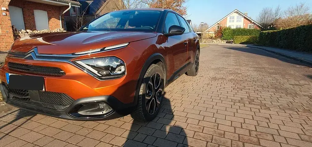 Gebraucht Citroën e-C4 100 kW (136 PS) 2021 Orange Limousine