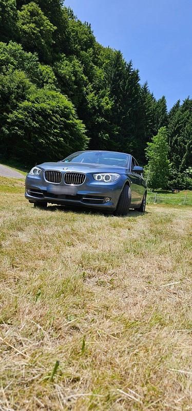 Blau Gebraucht 2011 BMW 535 Gran Turismo Limousine | 14.500 € (Fairer Preis) - Bild 1/4