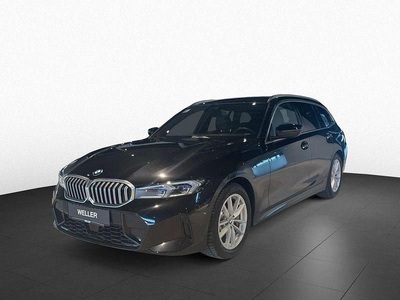 Gebraucht BMW 330 M Sport 286 PS (210 kW) 2023 Saphirschwarz (schwarz) Kombi