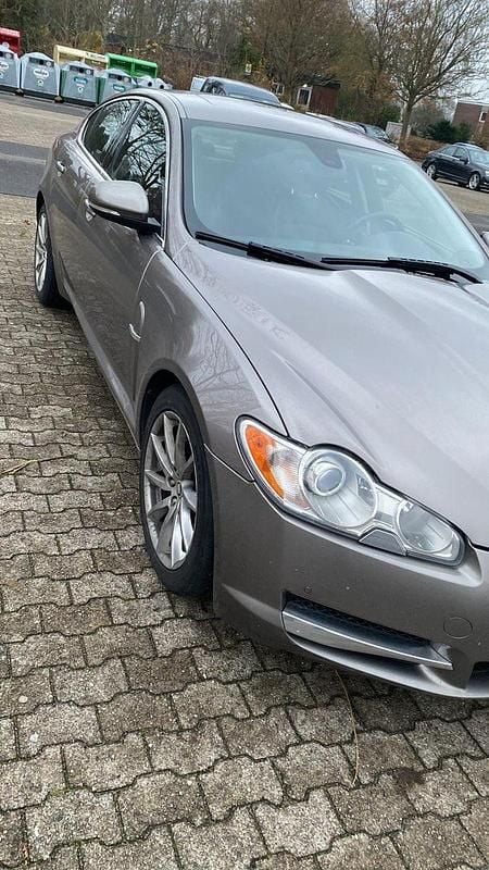 Gebraucht Jaguar XF Premium Luxury 275 PS (202 kW) 2009 Grau Limousine