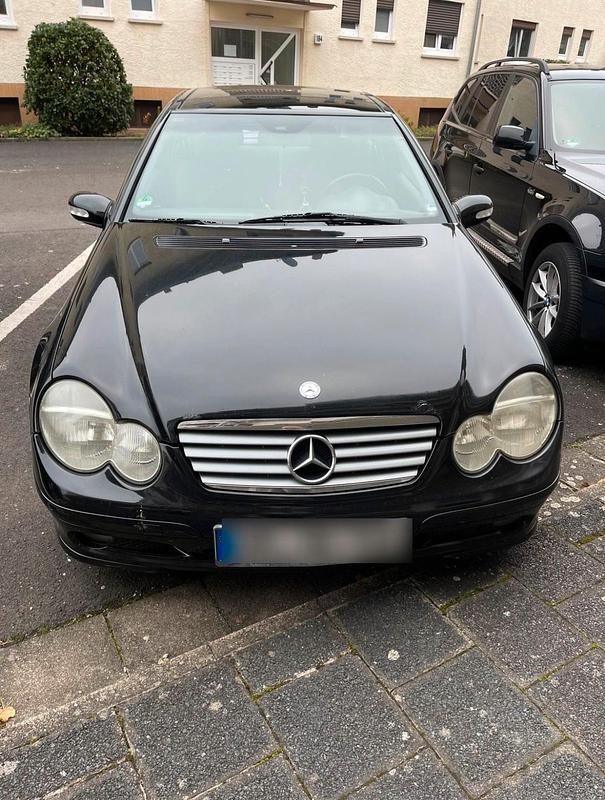Schwarz Gebraucht 2004 Mercedes C180 Coupé | 1.999 € (Fairer Preis) - Bild 1/4