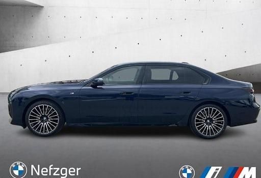 Gebraucht BMW 740 Shadowline 299 PS (219 kW) 2025 Blau Limousine