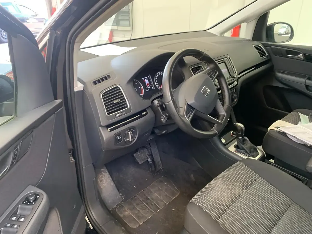 Gebraucht Seat Alhambra Style 150 PS (110 kW) 2020 Schwarz Van / Kleinbus