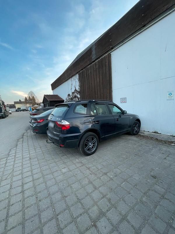 Gebraucht BMW X3 150 PS (110 kW) 2007 Blau SUV