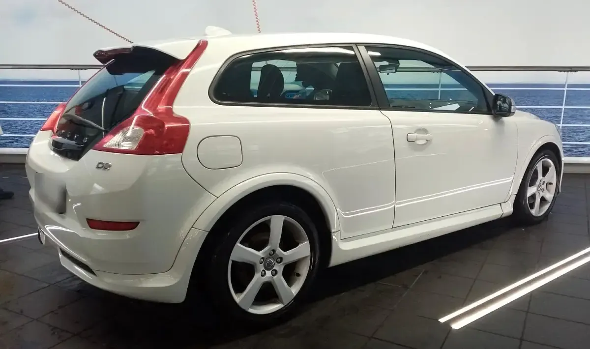 Gebraucht Volvo C30 114 PS (83 kW) 2010 Weiß Kleinwagen