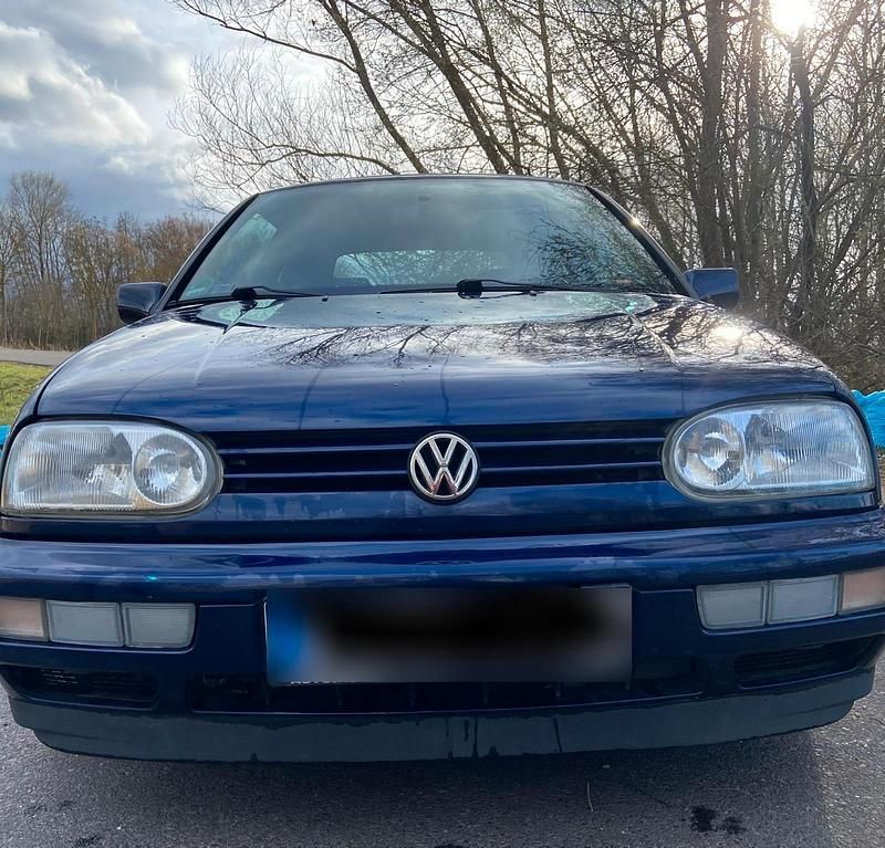 Gebraucht VW Golf Cabriolet 90 PS (66 kW) 1996 Blau Cabrio