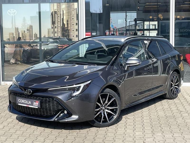 Neu Toyota Corolla Sport 178 PS (130 kW) 2025 Marlingrau metallic / dach sch Kombi