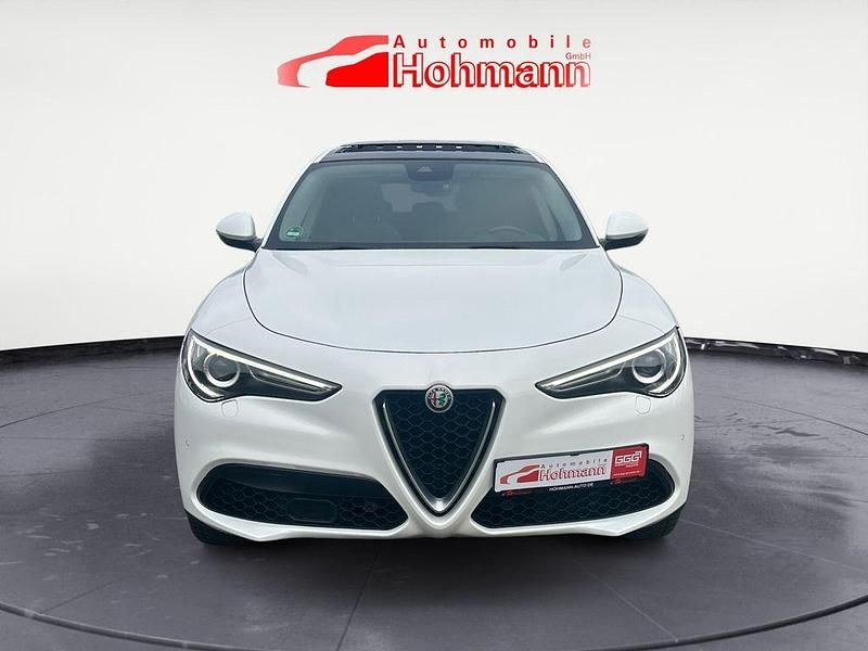 Gebraucht Alfa Romeo Stelvio 280 PS (205 kW) 2017 Weiß SUV