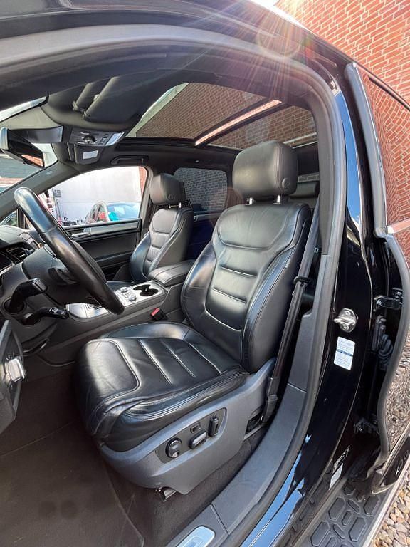 Gebraucht VW Touareg R-line 262 PS (192 kW) 2015 Schwarz SUV