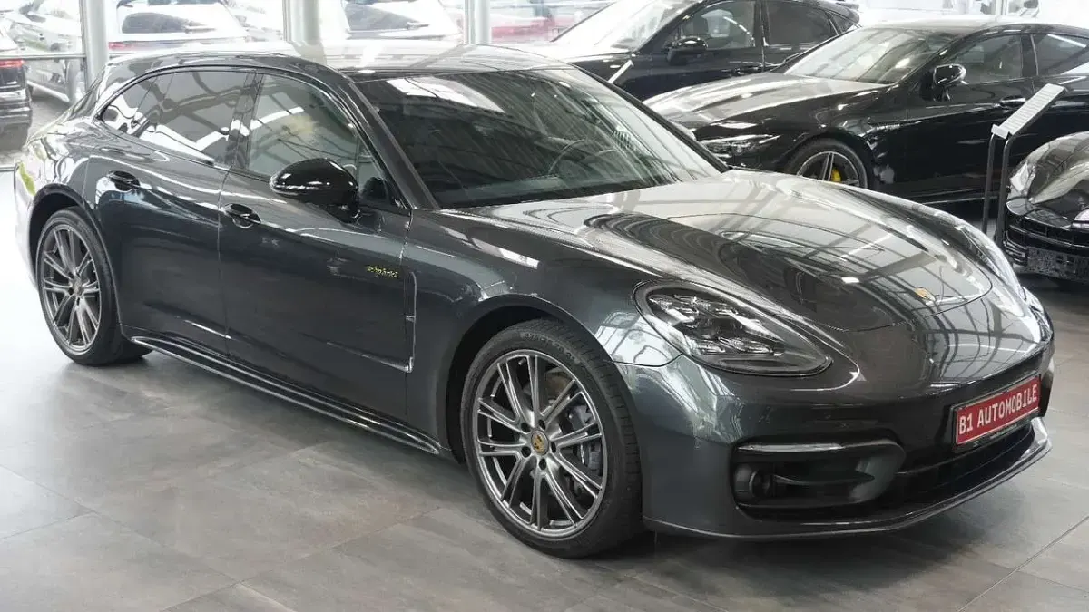 Gebraucht Porsche Panamera 462 PS (339 kW) 2023 Vulkangrau Kombi