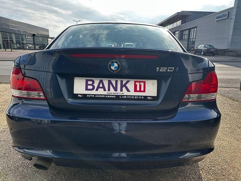 Gebraucht BMW 120 Performance 170 PS (125 kW) 2010 Blau Kleinwagen