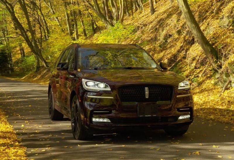 Gebraucht Lincoln Aviator 405 PS (297 kW) 2025 Rot SUV