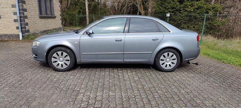 Gebraucht Audi A4 116 PS (85 kW) 2005 Silber Limousine