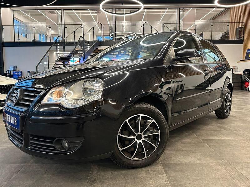 Schwarz Gebraucht 2009 VW Polo Comfortline Limousine | 2.899 € - Bild 1/4