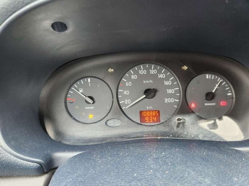 Blau Gebraucht 2001 Renault Clio II Limousine | 500 € (Superpreis) - Bild 1/3