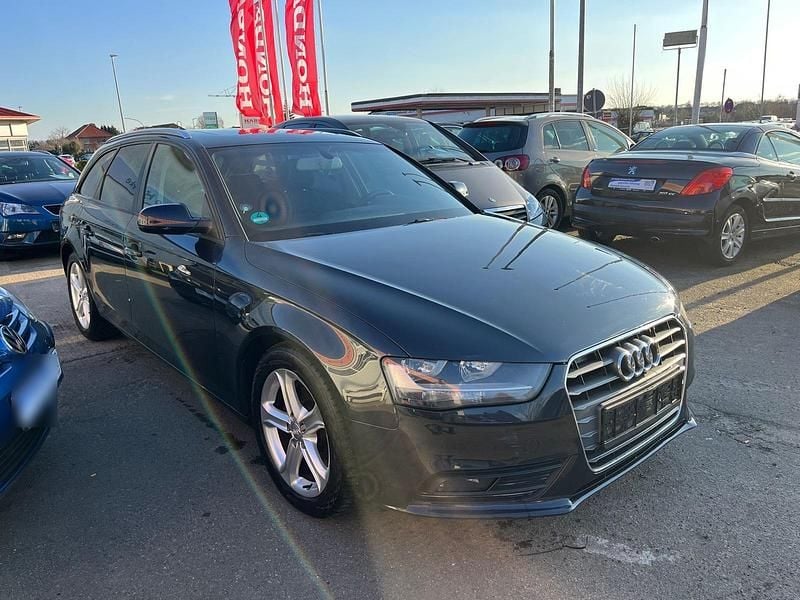 Gebraucht Audi A4 170 PS (125 kW) 2012 Schwarz Kombi