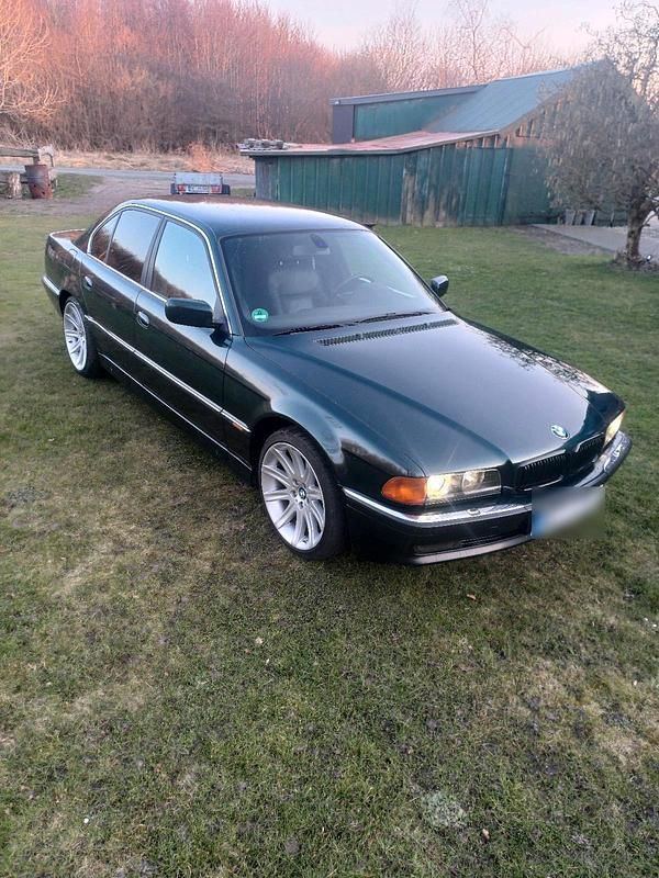 Gebraucht BMW 735 234 PS (172 kW) 1996 Grün Limousine