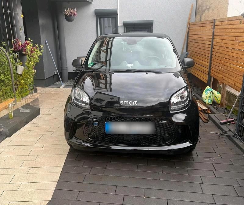 Schwarz Gebraucht 2021 Smart ForFour Electric Drive Limousine | 8.800 € (Guter Preis) - Bild 1/4