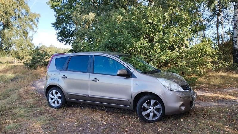 Gebraucht 2010 Nissan Note Acenta Van / Kleinbus | 4.650 € (Fairer Preis) - Bild 1/4