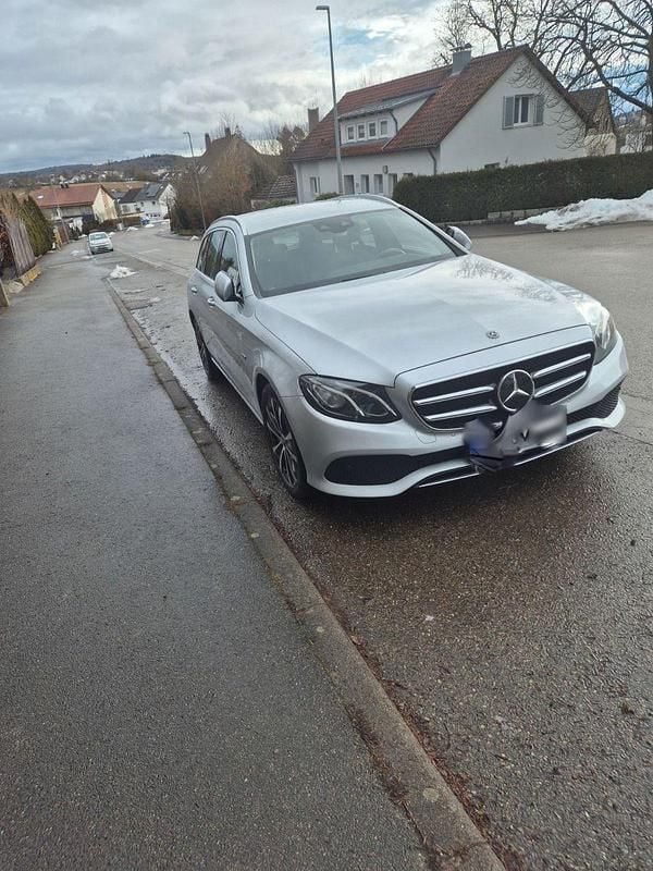 Gebraucht Mercedes E300 245 PS (180 kW) 2019 Silber Kombi