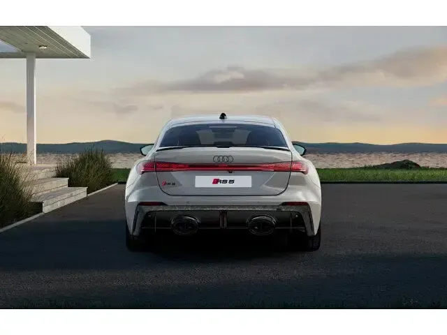 Neu Audi RS5 Ambiente 639 PS (469 kW) 2026 Plateaugrau metallic (metallic) Limousine